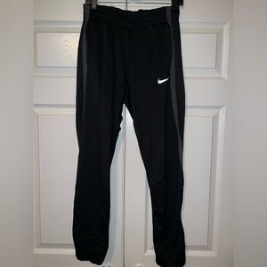 Nike Women’s Basketball Pants